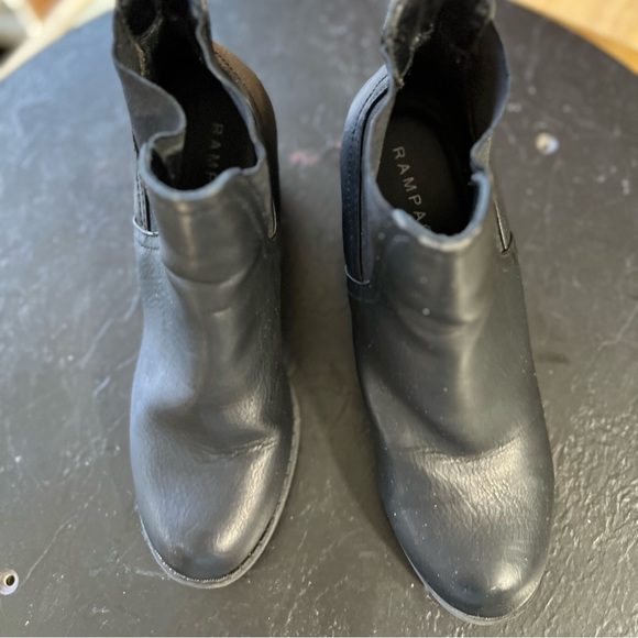 Short Faux Leather Black Wedge Heel short Booties. Size 8.5. Easy on/off - Picture 8 of 17